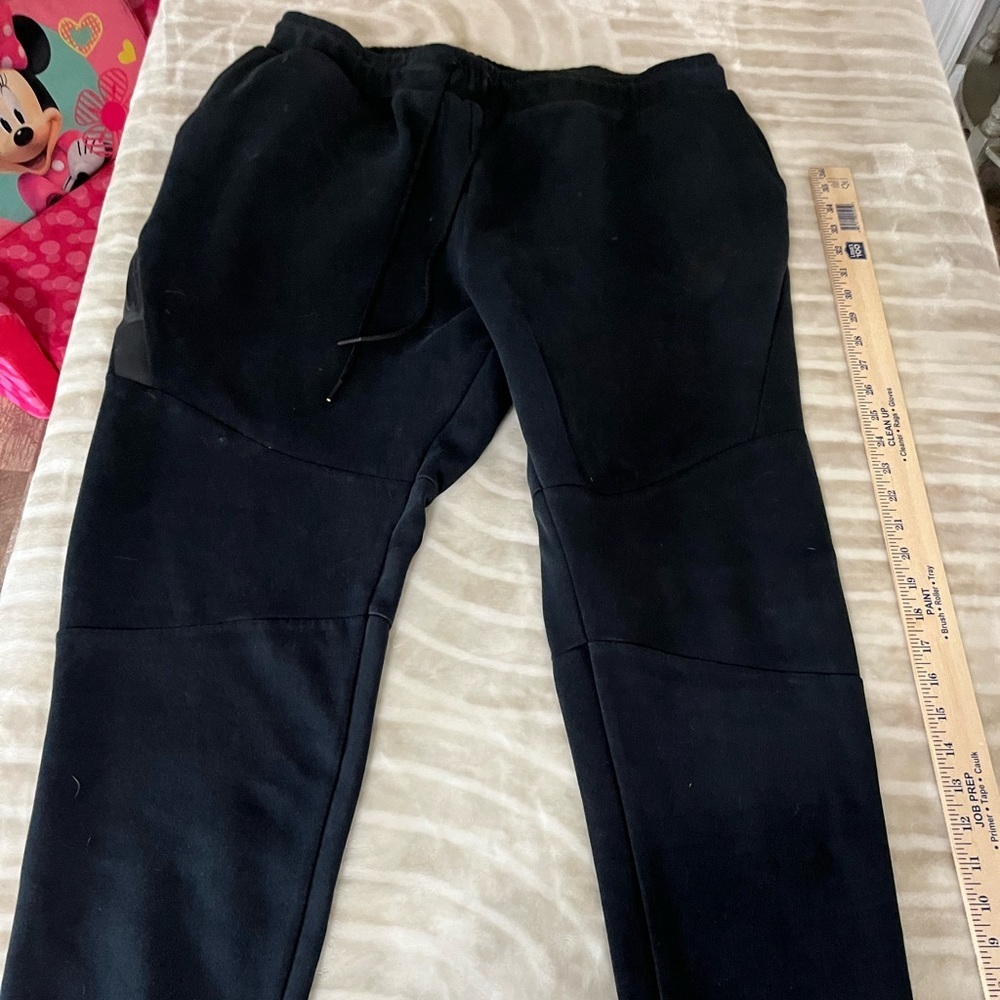 Nike XL Black Jogger Pants
